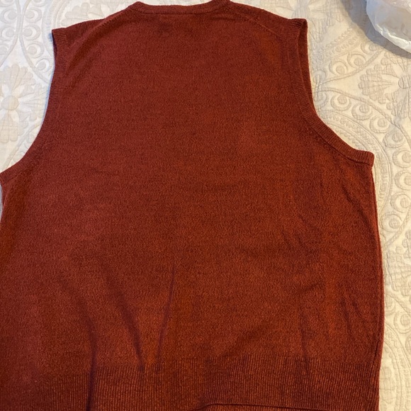 Geoffrey Beene Sweater Vest, XL - Picture 4 of 5